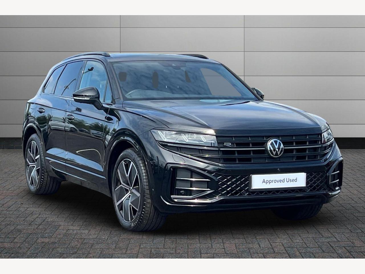Main listing image - Volkswagen Touareg