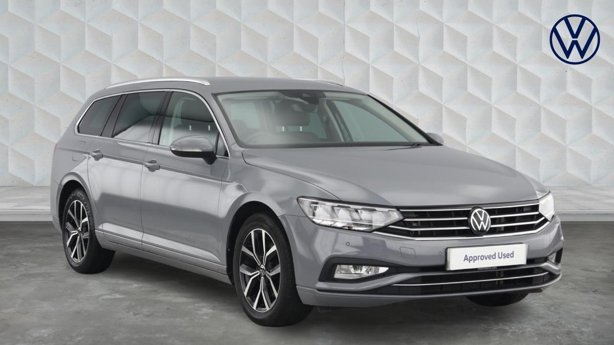 Main listing image - Volkswagen Passat Estate