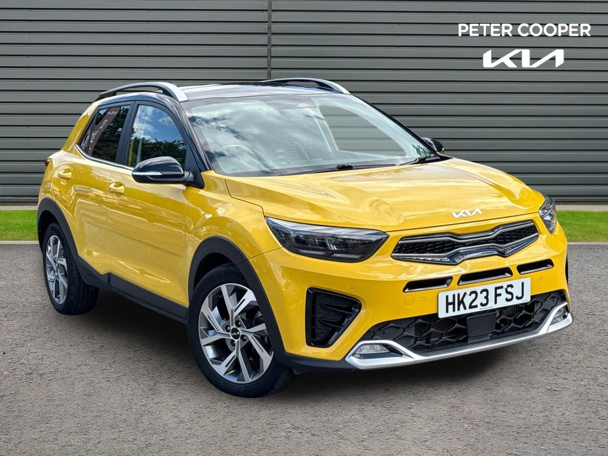 Main listing image - Kia Stonic