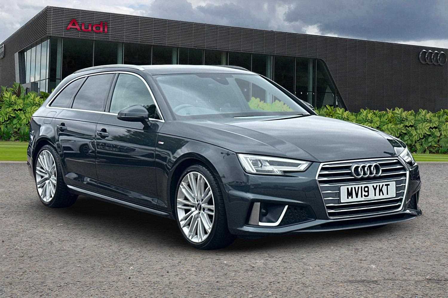Main listing image - Audi A4 Avant
