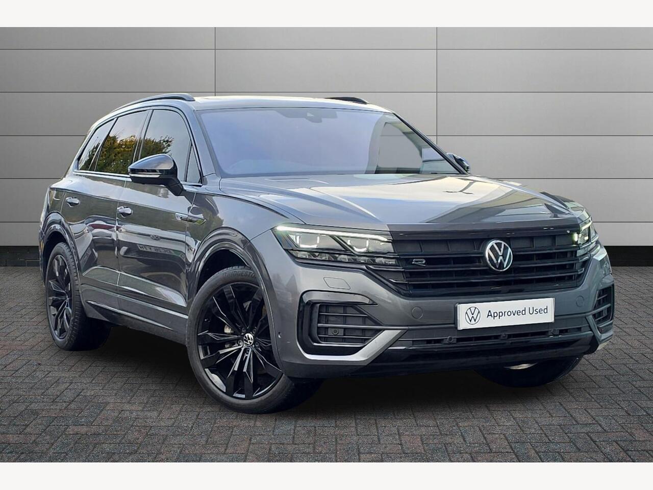 Main listing image - Volkswagen Touareg