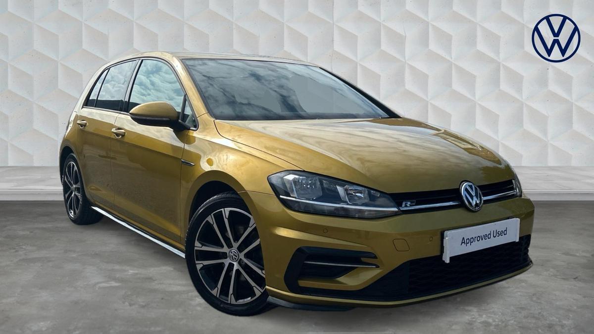 Main listing image - Volkswagen Golf