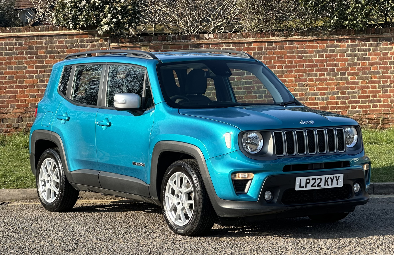 Main listing image - Jeep Renegade