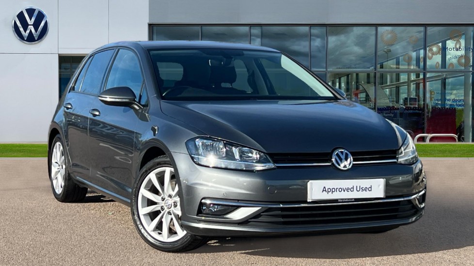 Main listing image - Volkswagen Golf