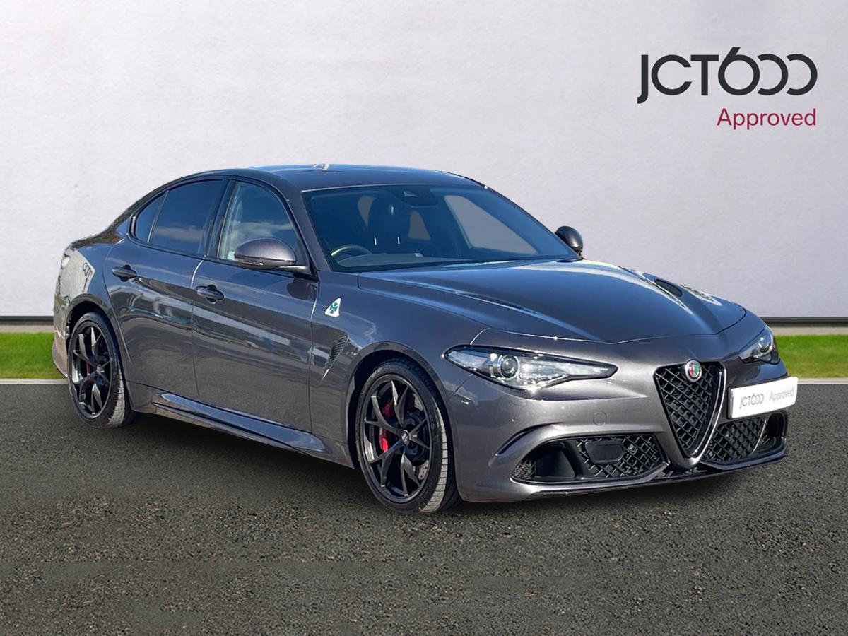 Main listing image - Alfa Romeo Giulia