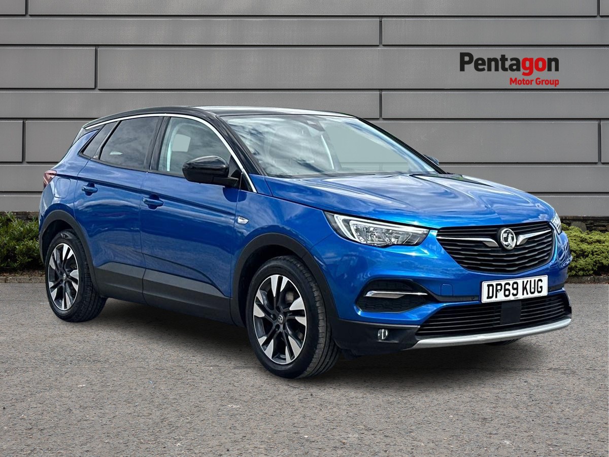 Main listing image - Vauxhall Grandland X