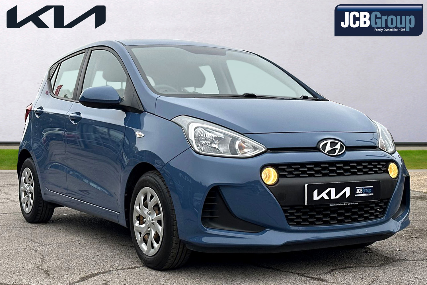 Main listing image - Hyundai i10