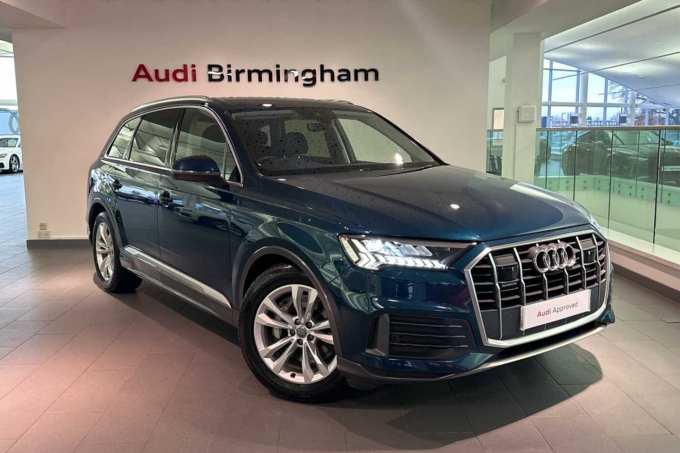 Main listing image - Audi Q7