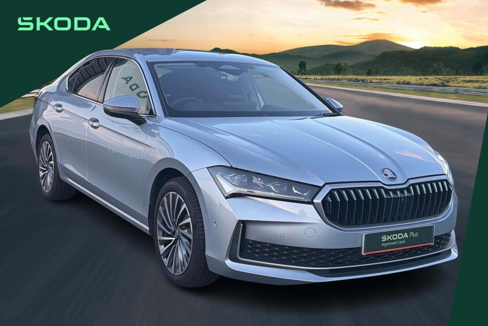 Main listing image - Skoda Superb