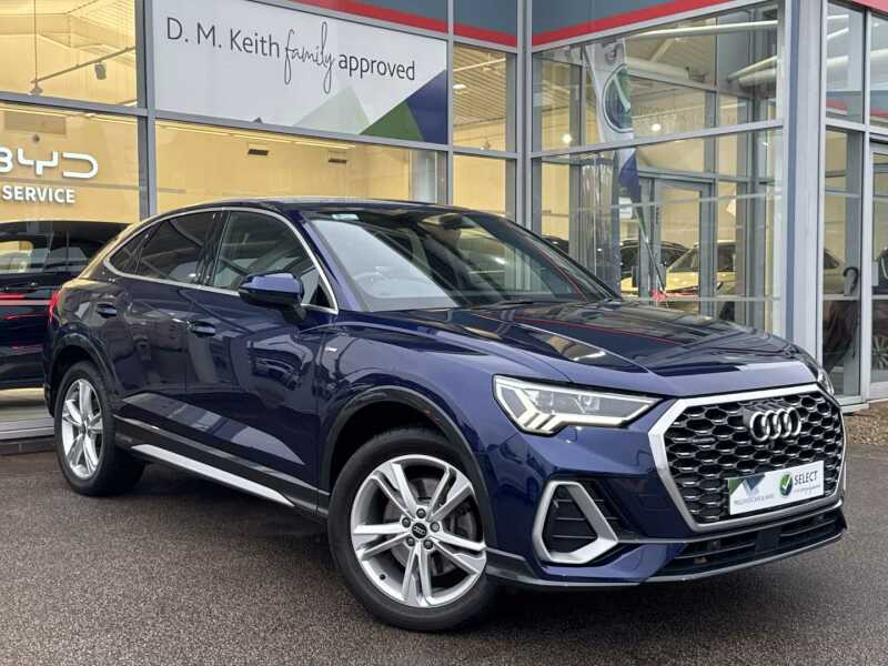 Main listing image - Audi Q3