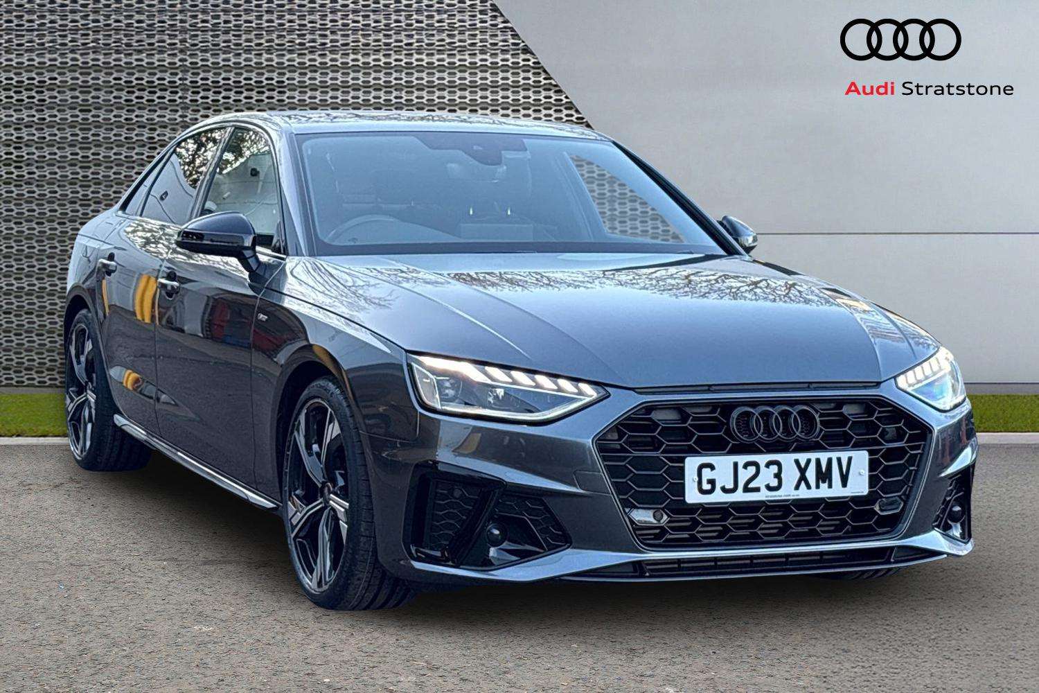 Main listing image - Audi A4