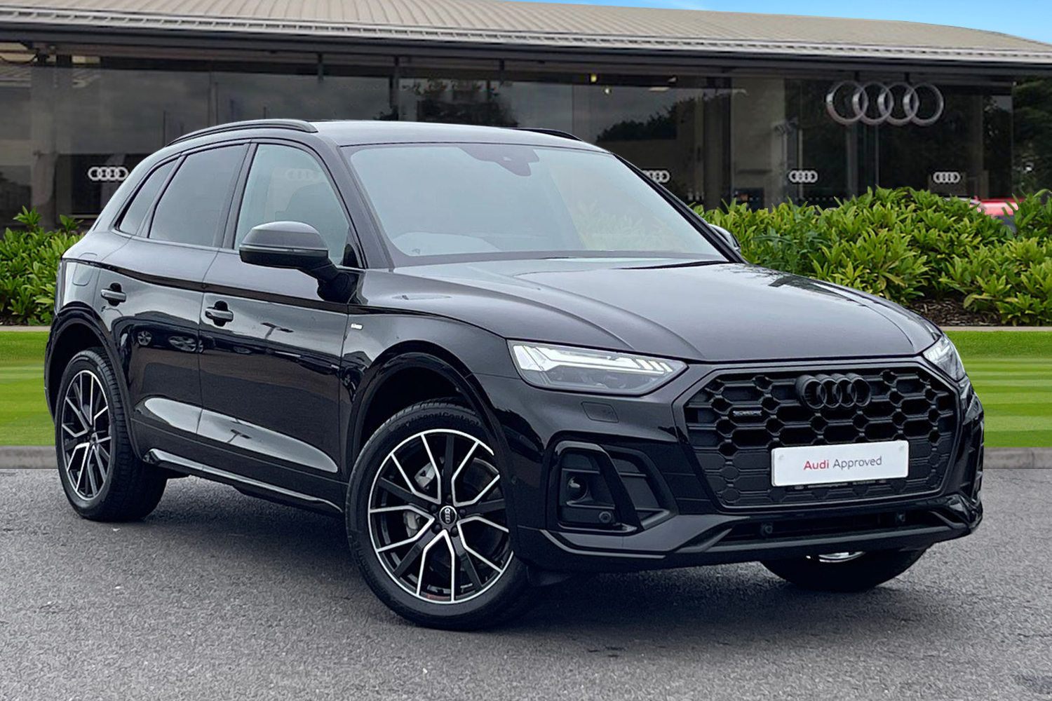 Main listing image - Audi Q5