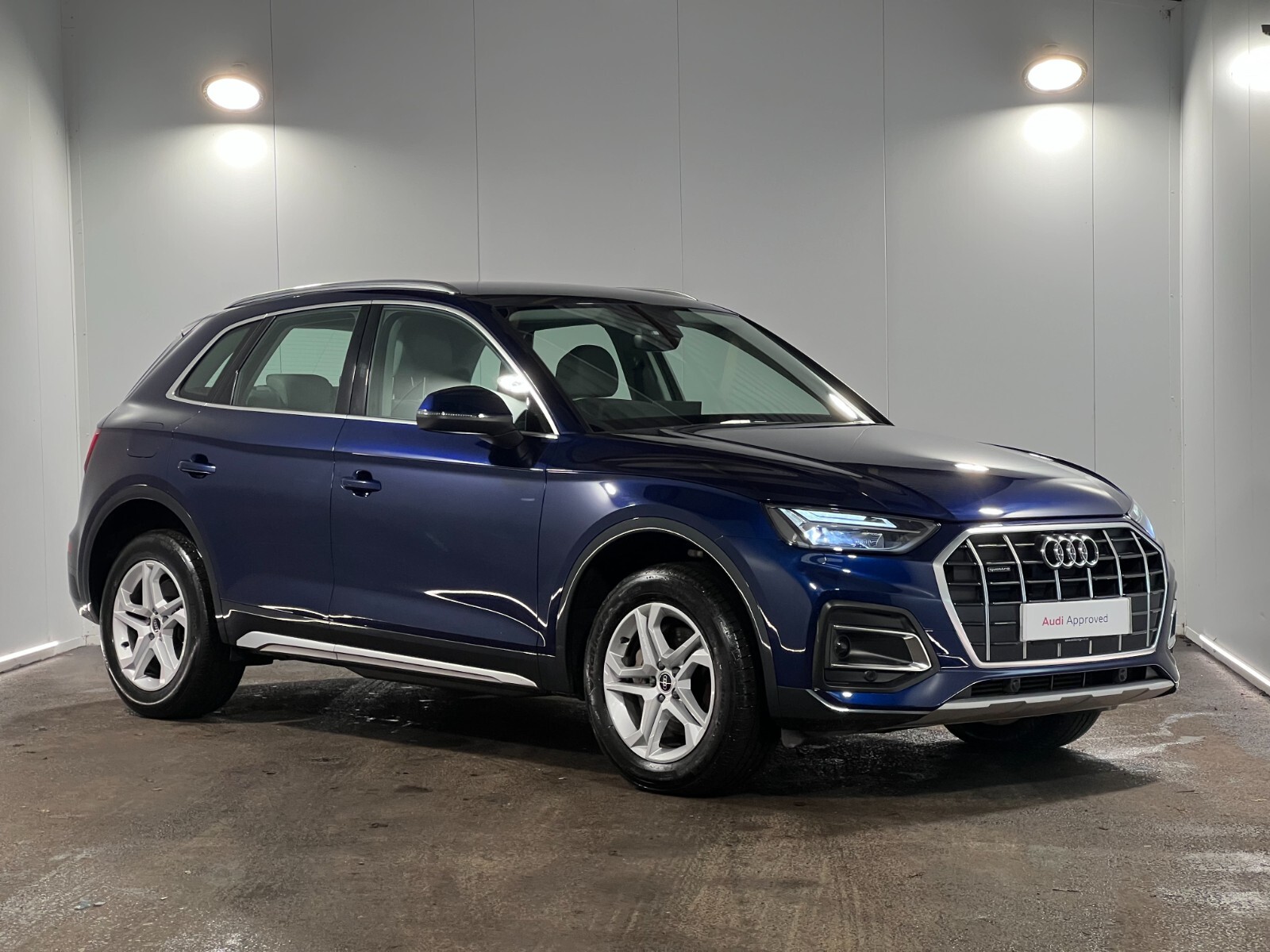 Main listing image - Audi Q5