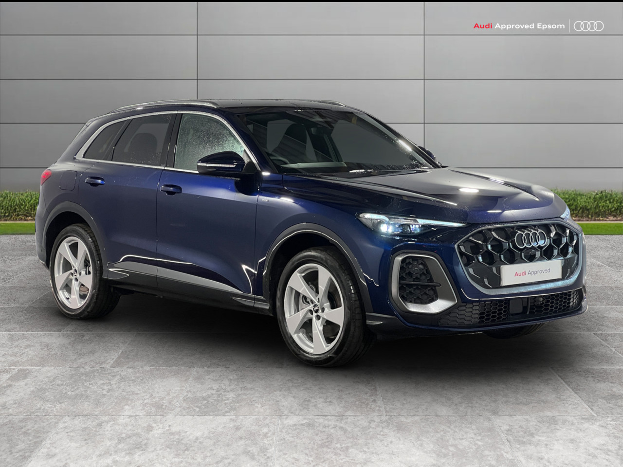 Main listing image - Audi Q5