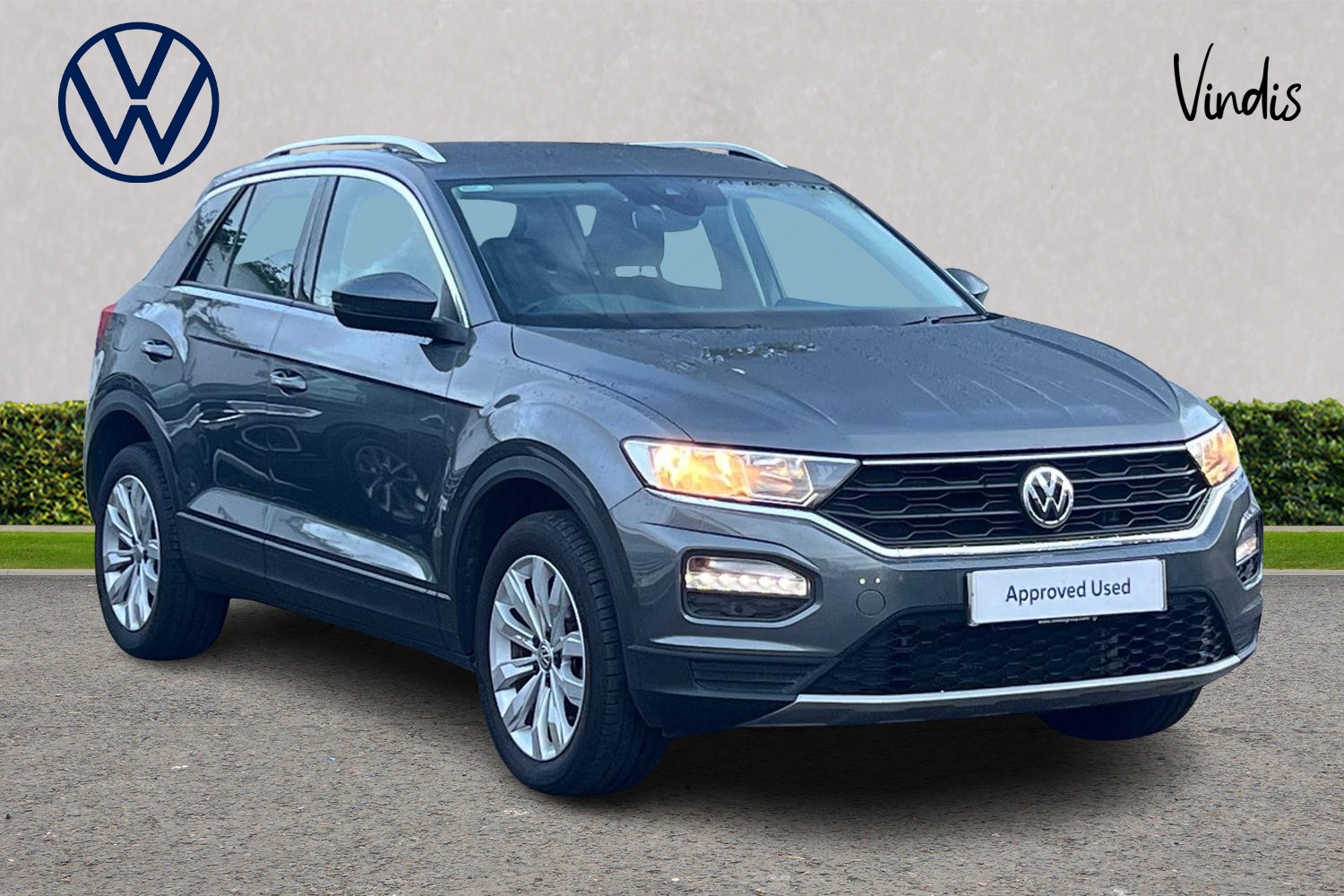 Main listing image - Volkswagen T-Roc