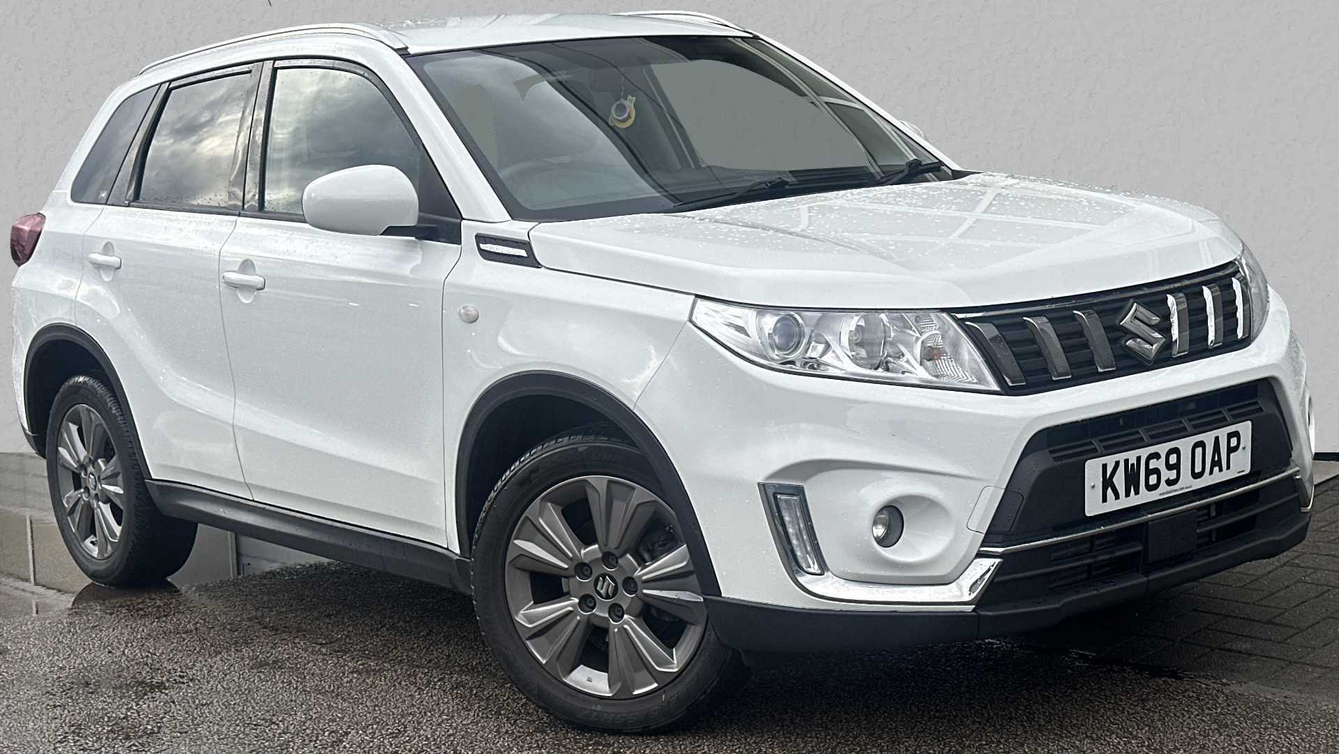 Main listing image - Suzuki Vitara