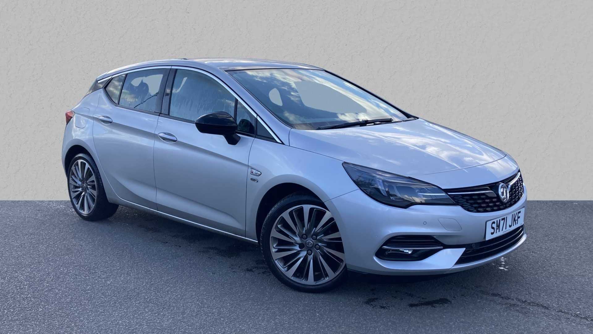 Main listing image - Vauxhall Astra