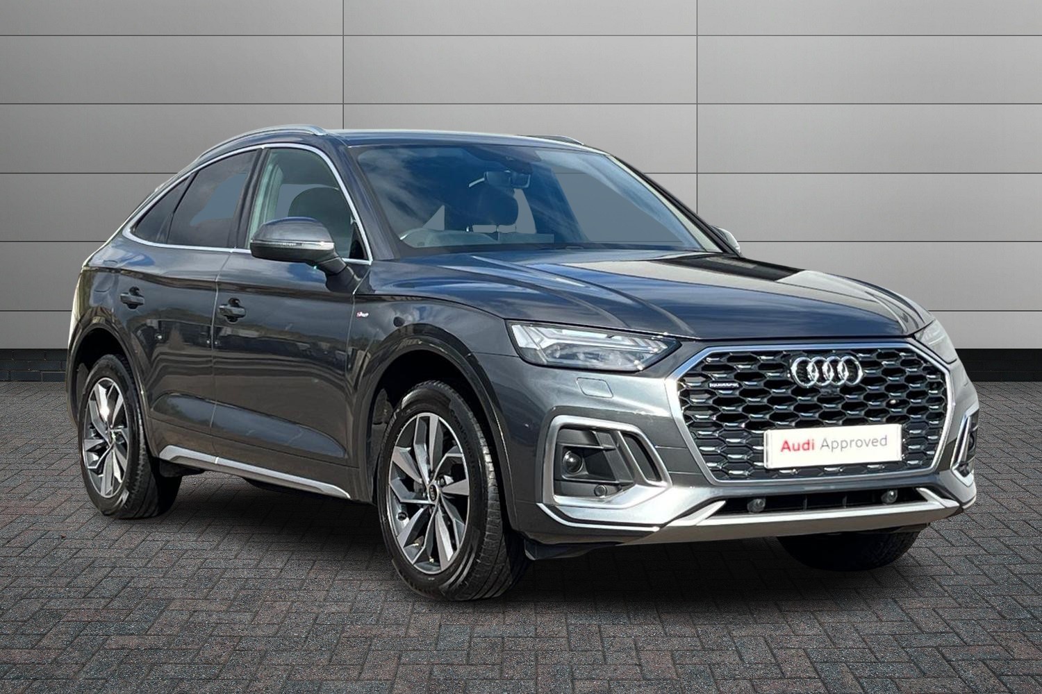 Main listing image - Audi Q5