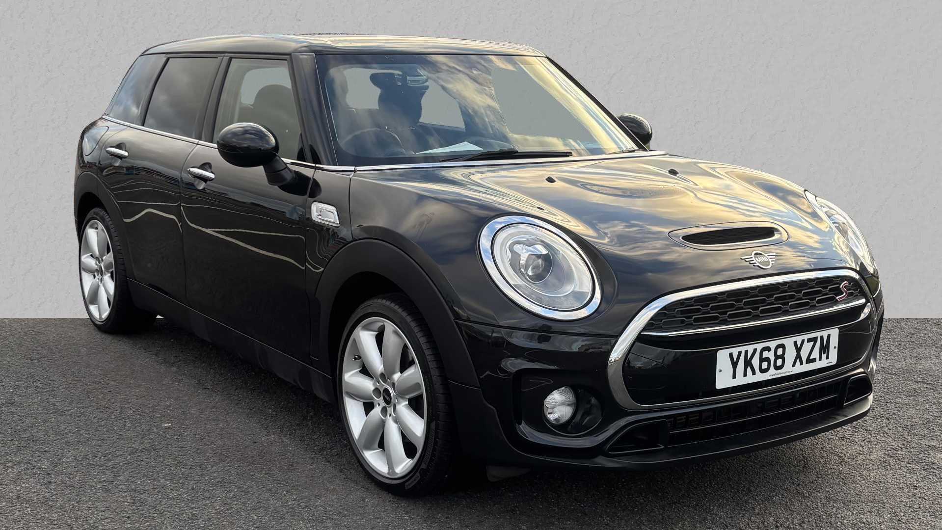 Main listing image - MINI Clubman