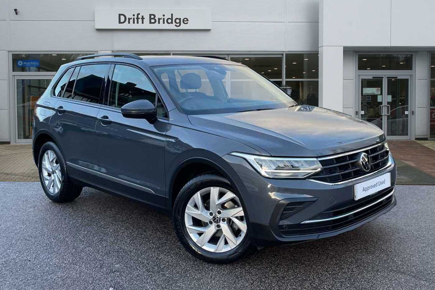 Main listing image - Volkswagen Tiguan