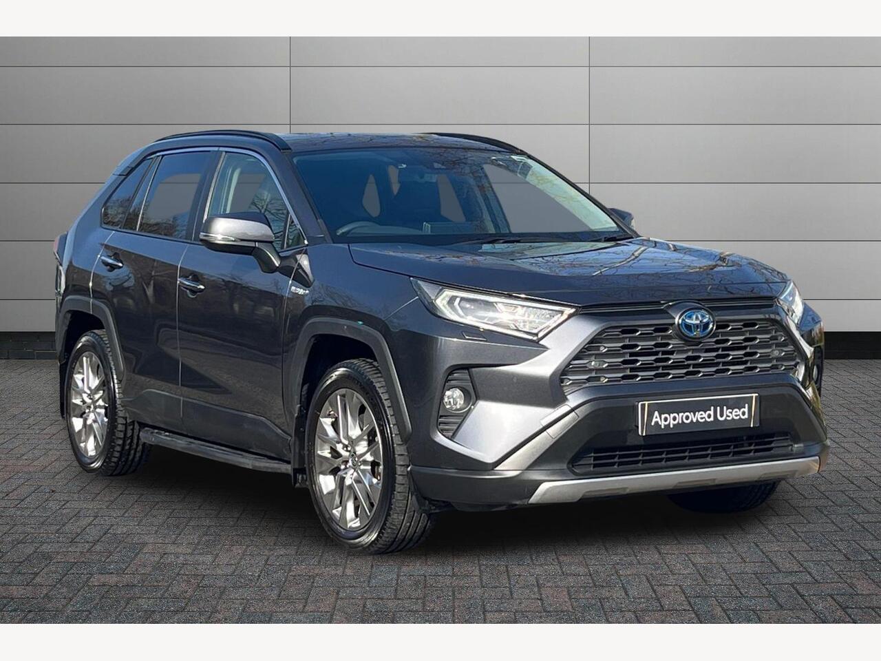 Main listing image - Toyota RAV4