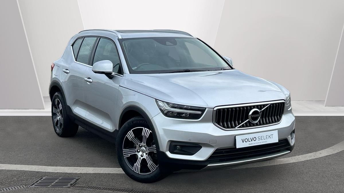 Main listing image - Volvo XC40