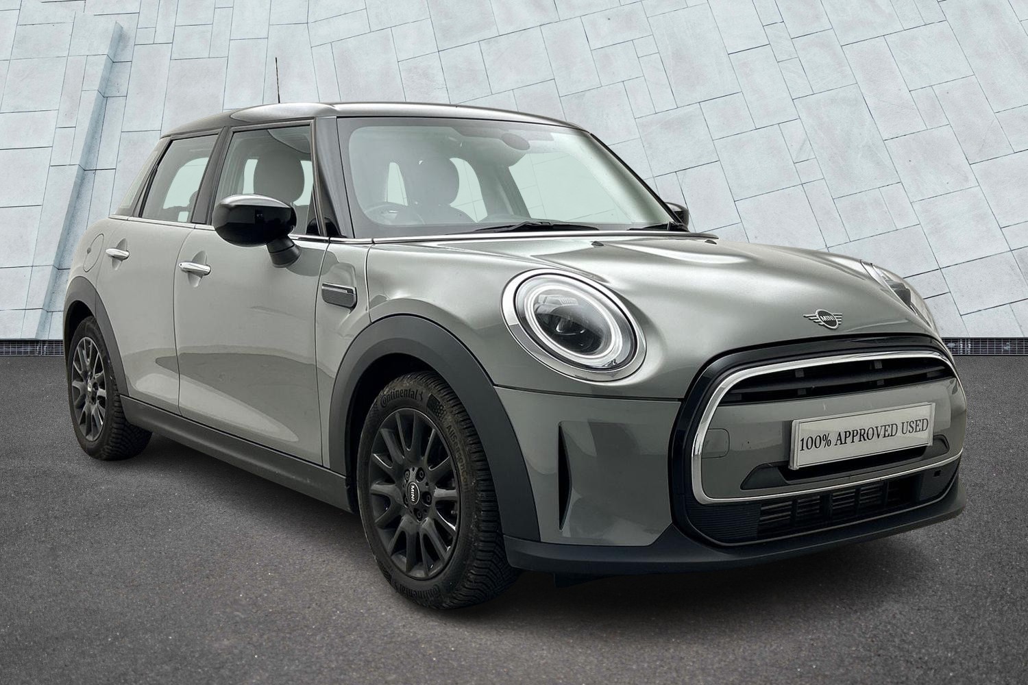 Main listing image - MINI Hatchback 5dr