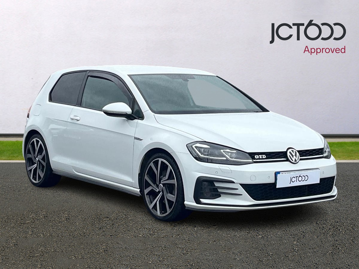 Main listing image - Volkswagen Golf