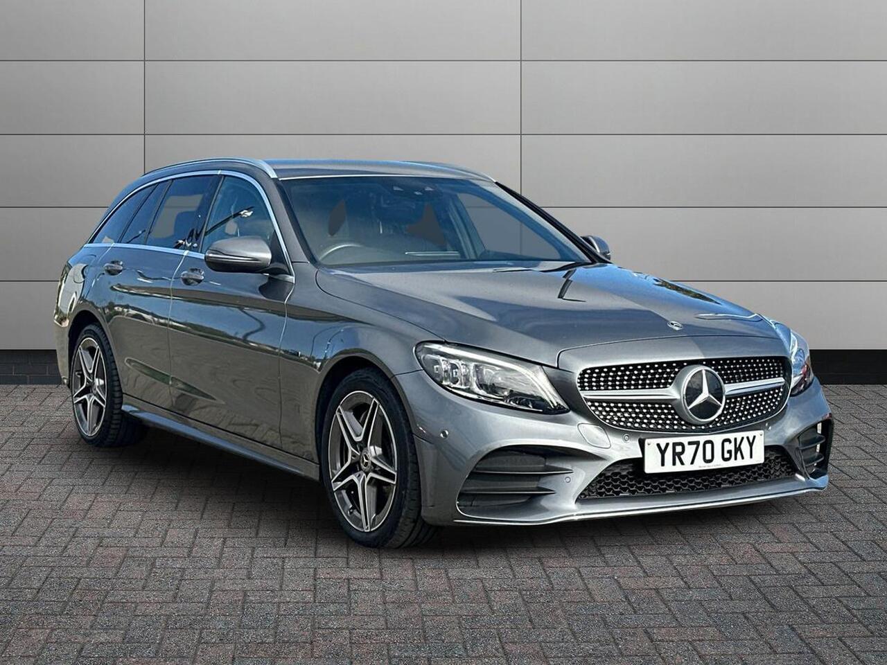 Main listing image - Mercedes-Benz C-Class Estate