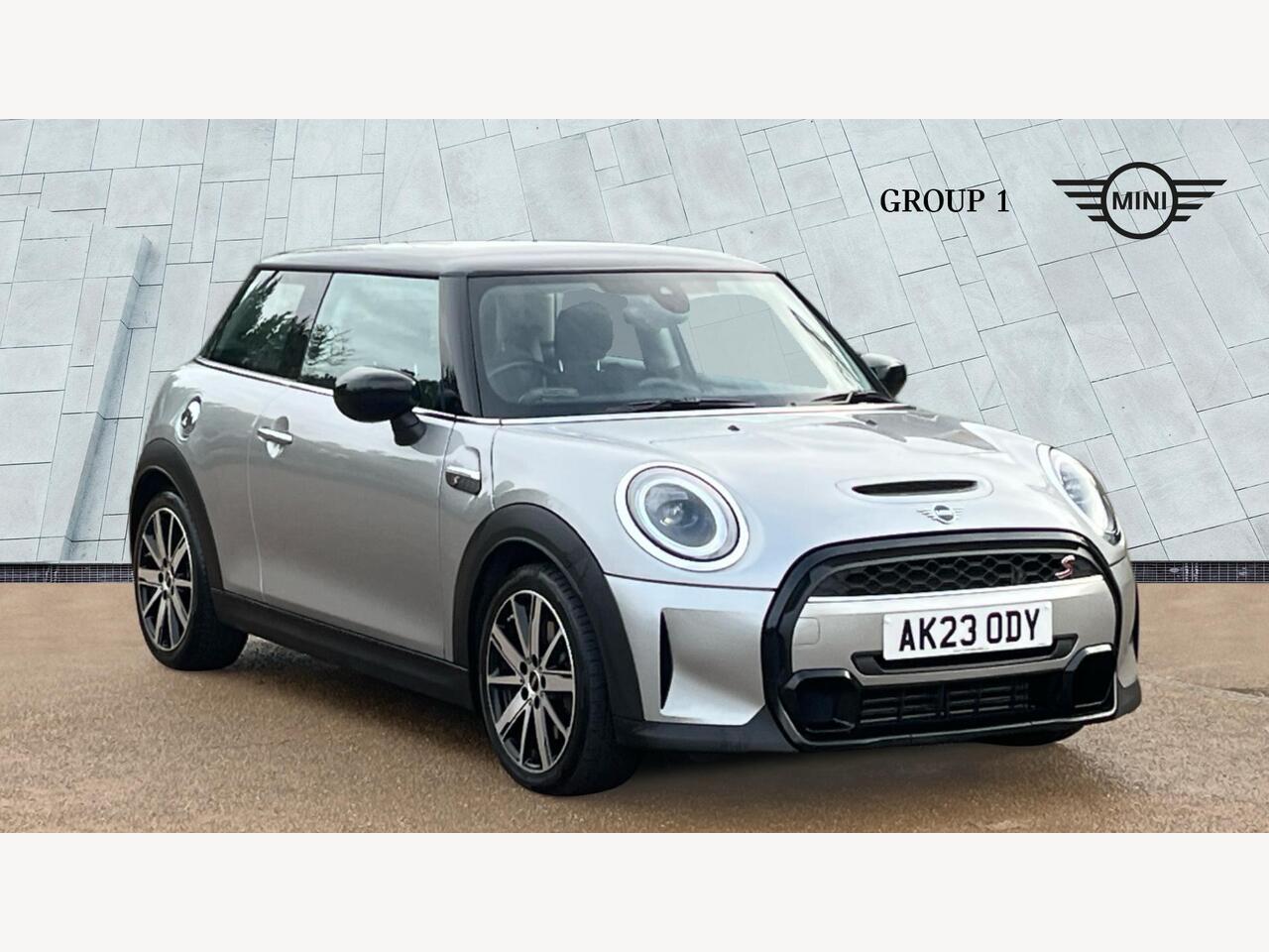 Main listing image - MINI Hatchback