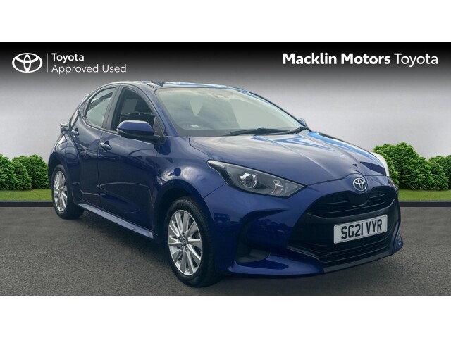 Main listing image - Toyota Yaris