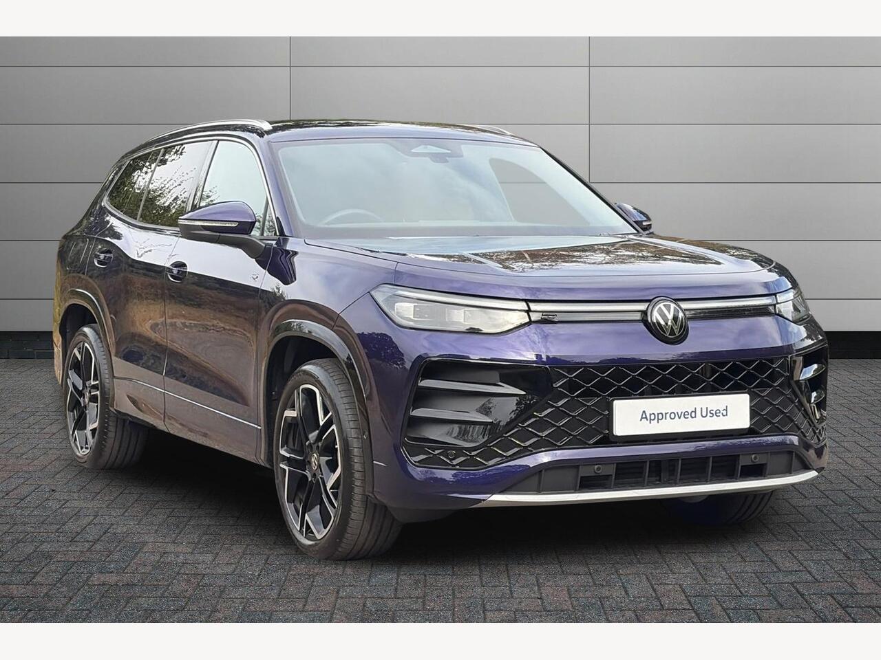 Main listing image - Volkswagen Tayron