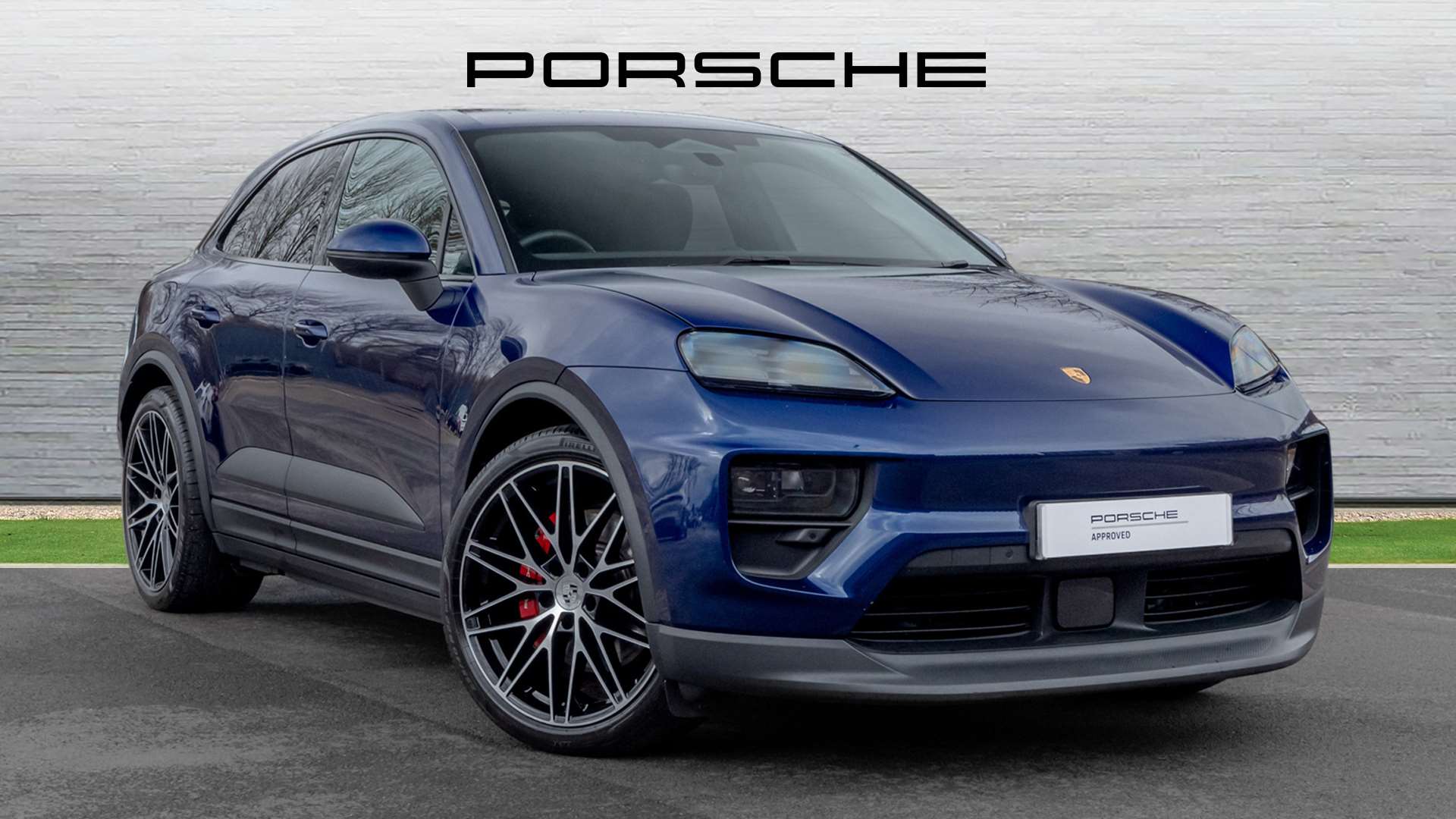 Main listing image - Porsche Macan