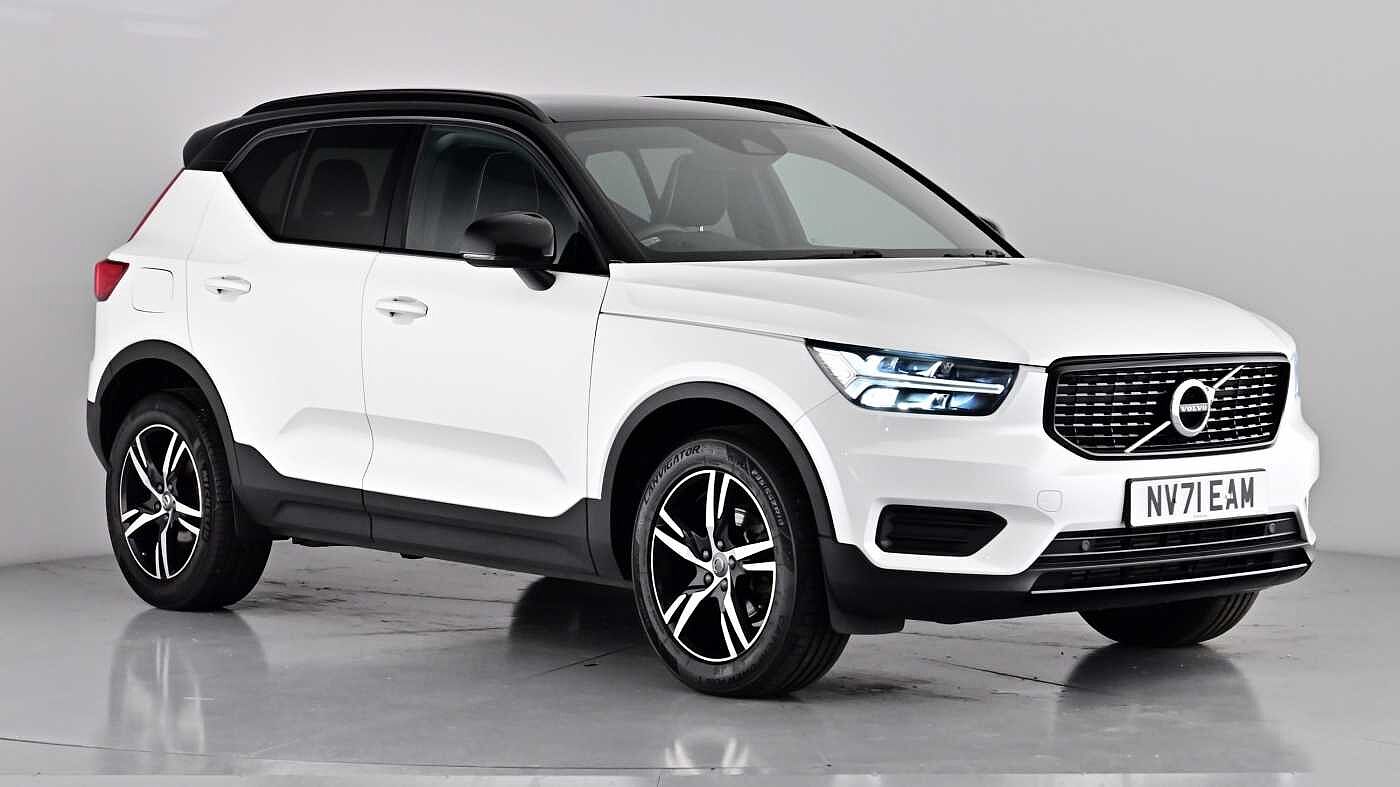 Main listing image - Volvo XC40