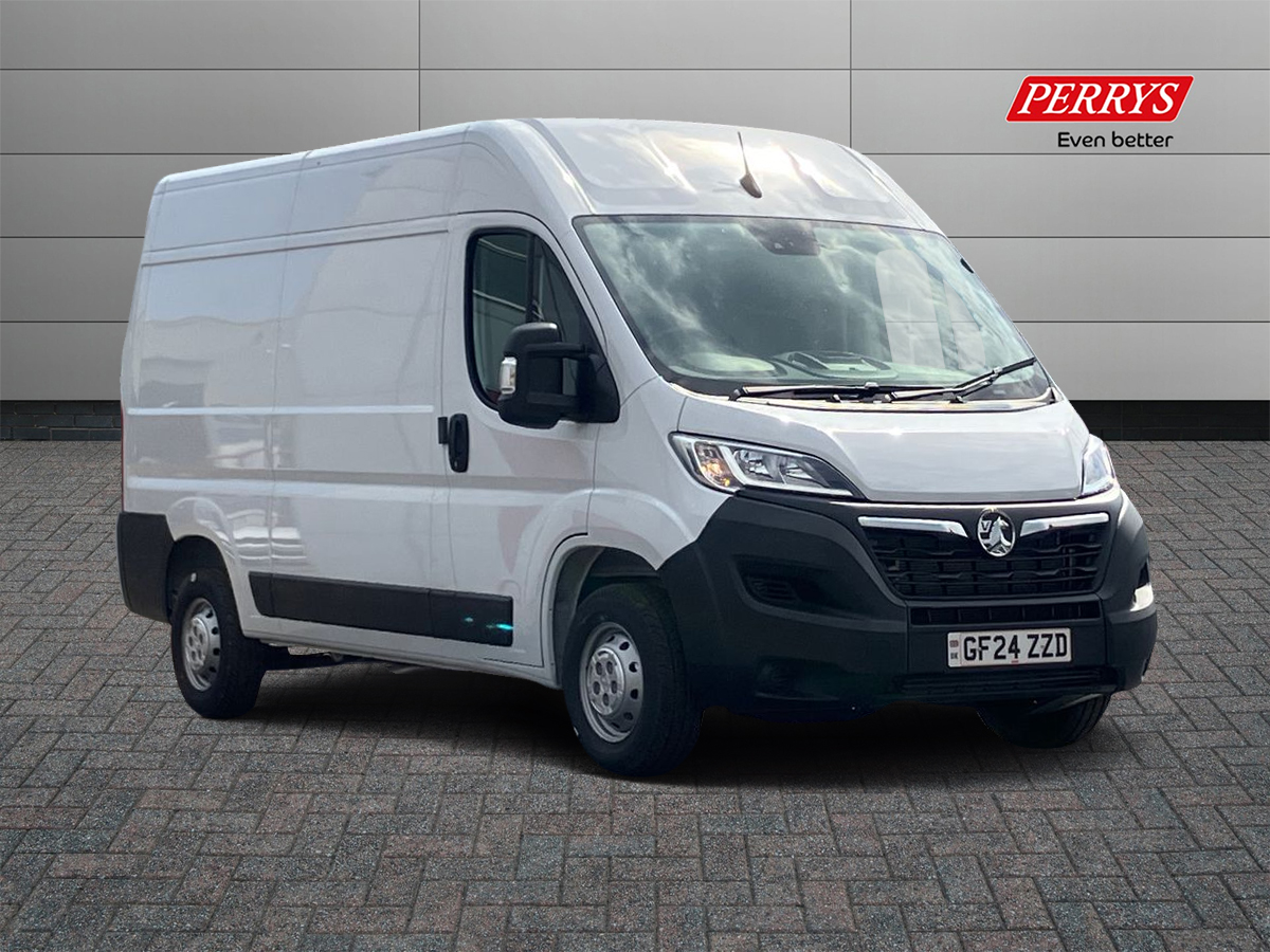 Main listing image - Vauxhall Movano