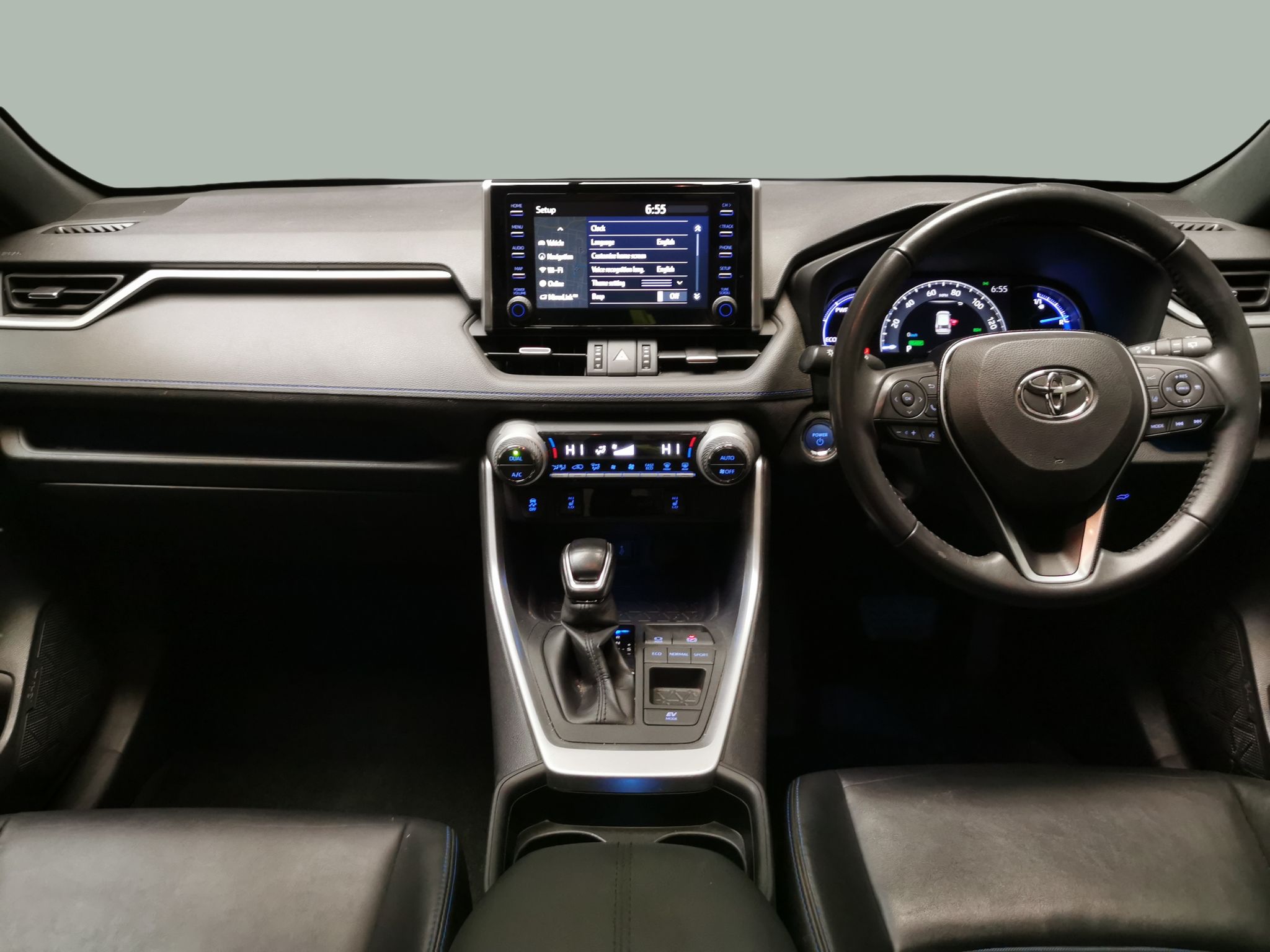 Main listing image - Toyota RAV4