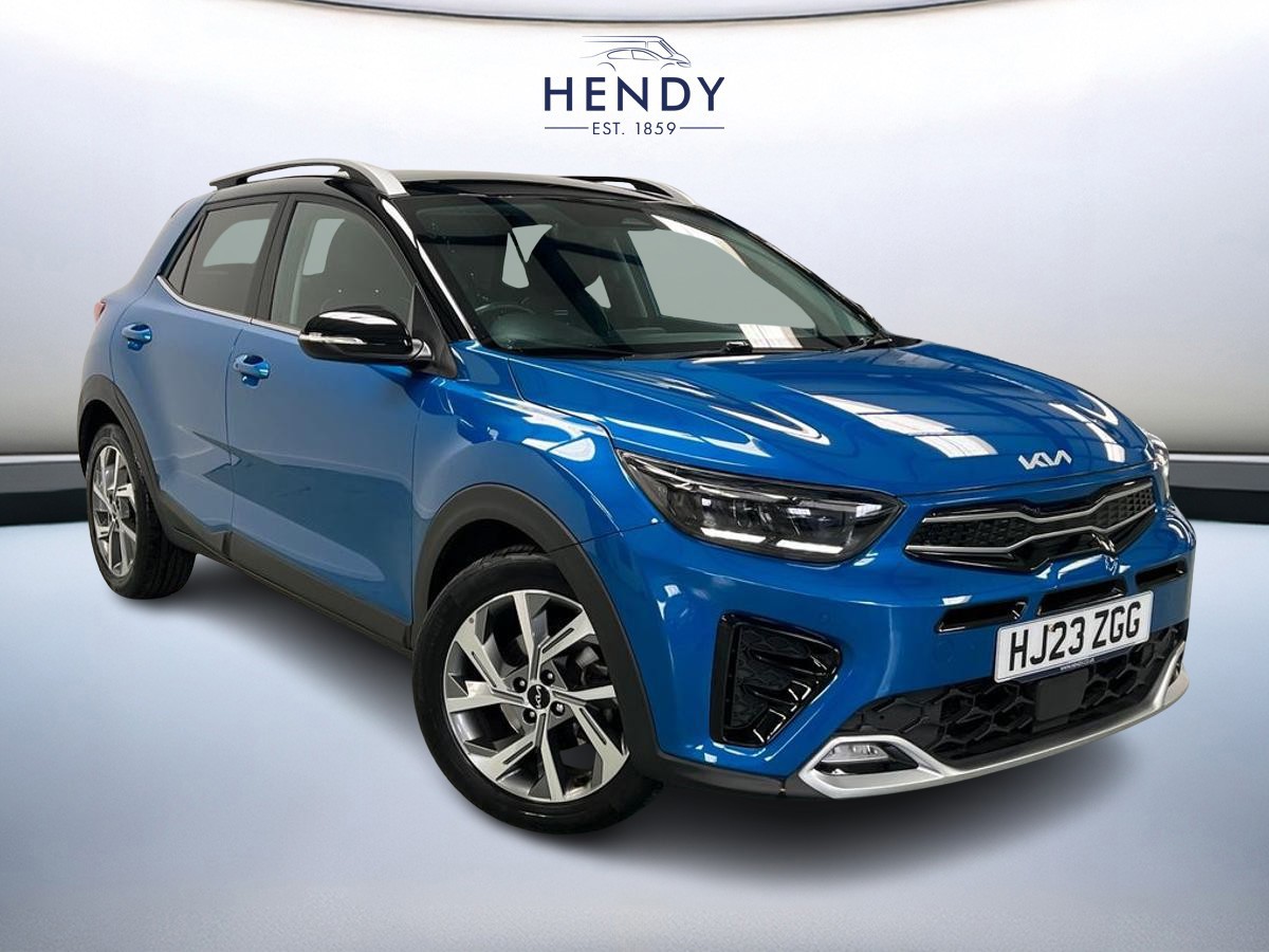 Main listing image - Kia Stonic