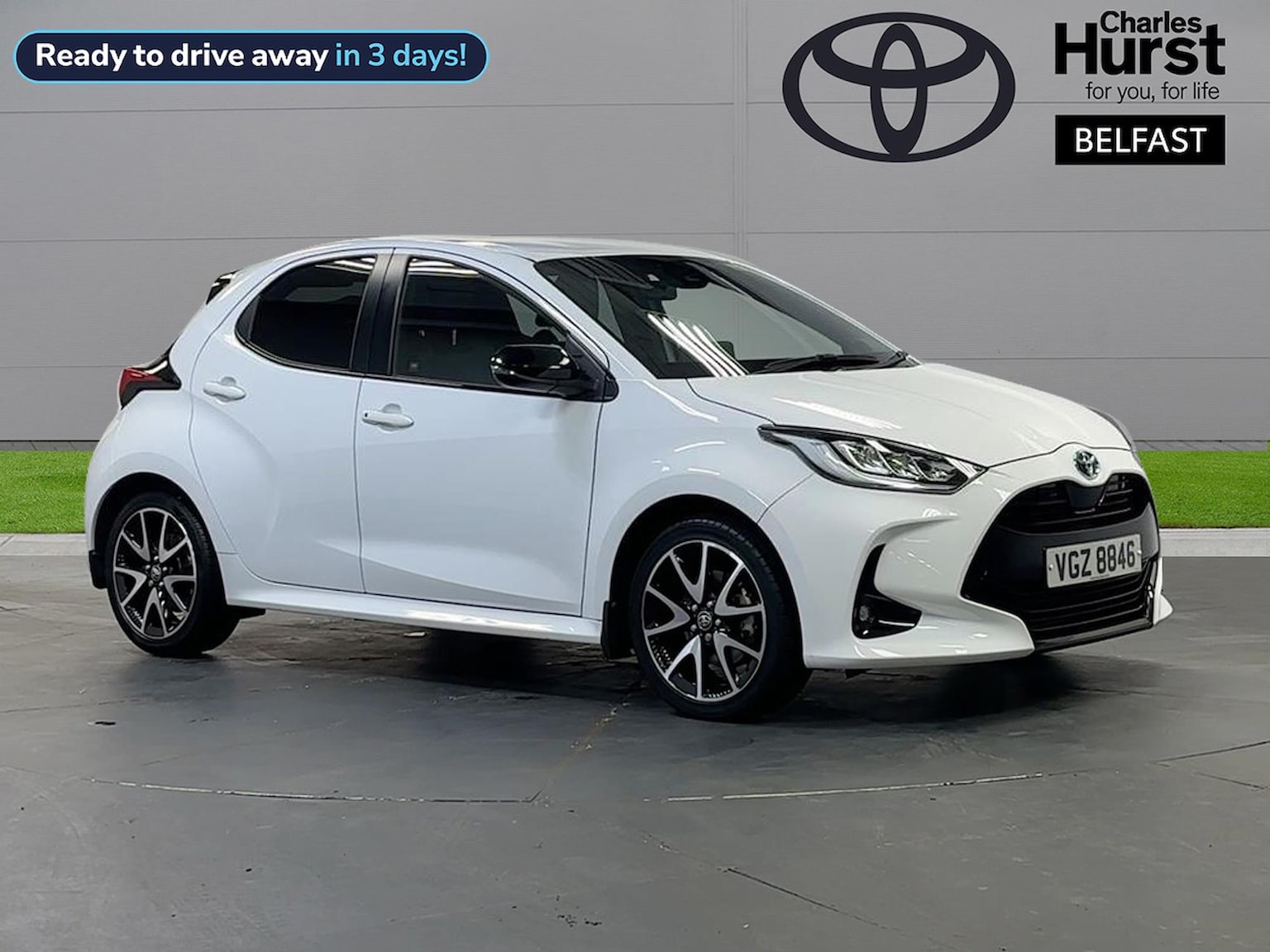 Main listing image - Toyota Yaris