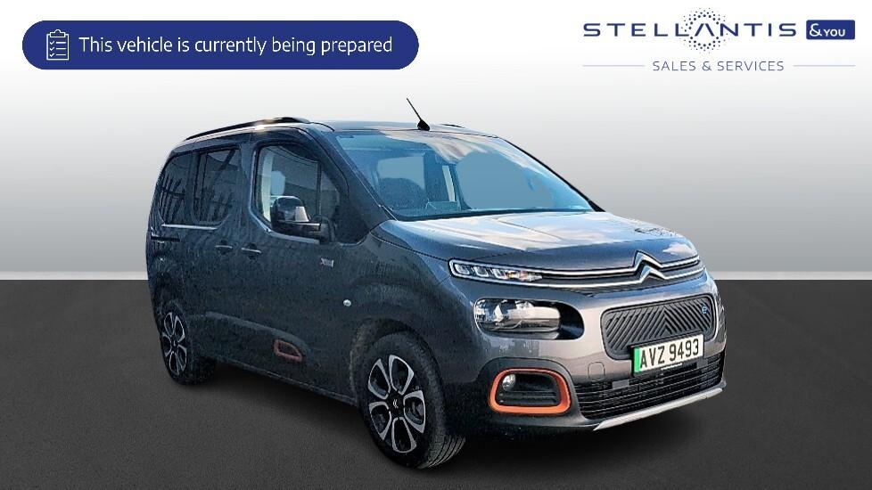 Main listing image - Citroen e-Berlingo