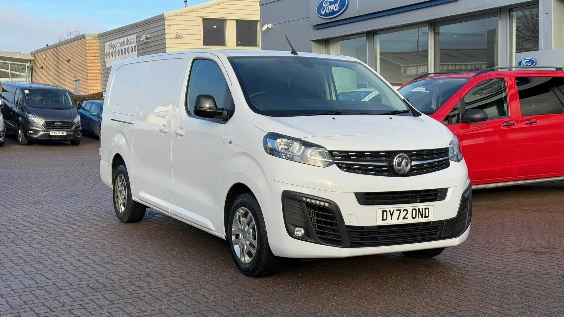 Main listing image - Vauxhall Vivaro