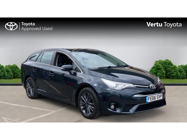 Main listing image - Toyota Avensis