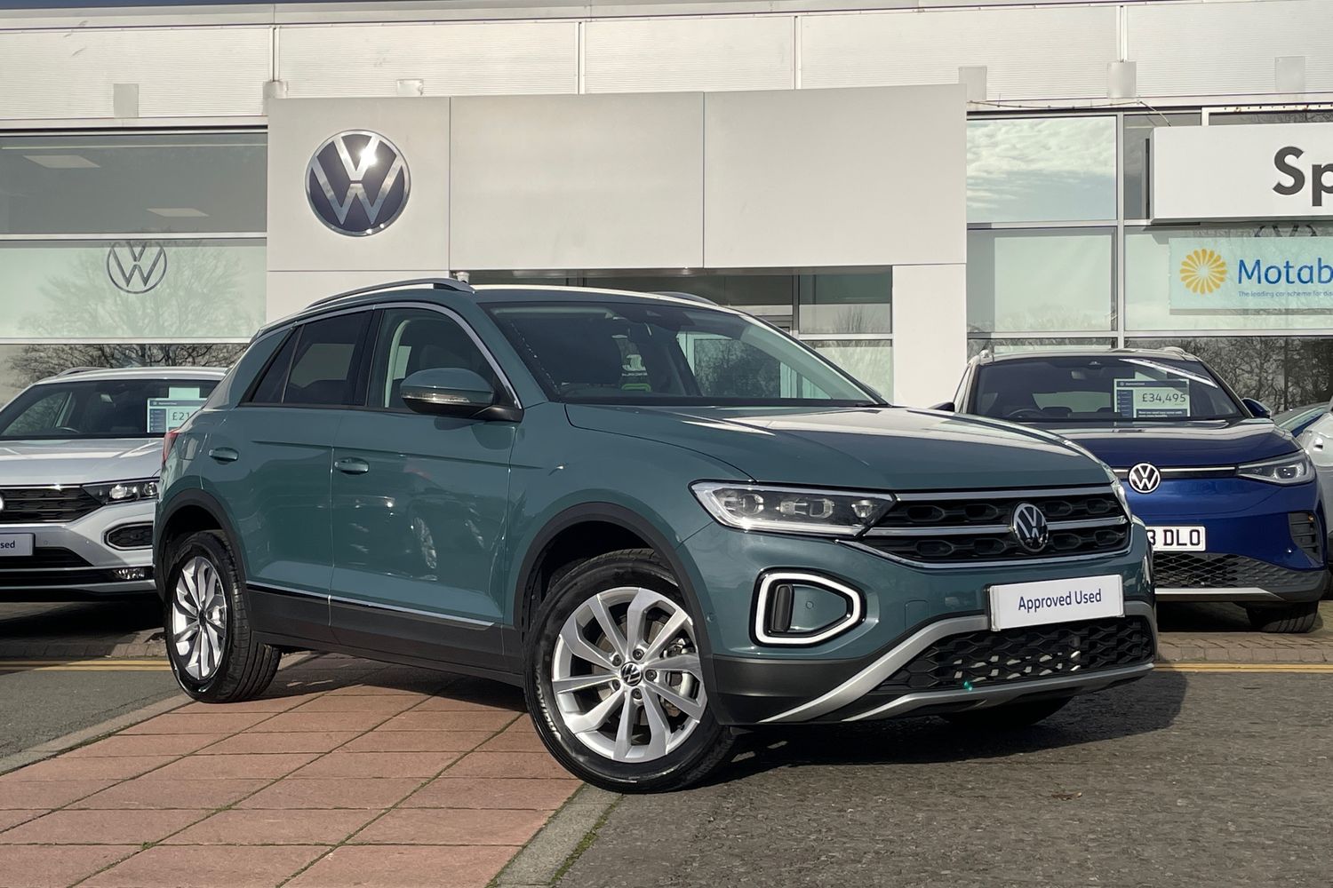 Main listing image - Volkswagen T-Roc