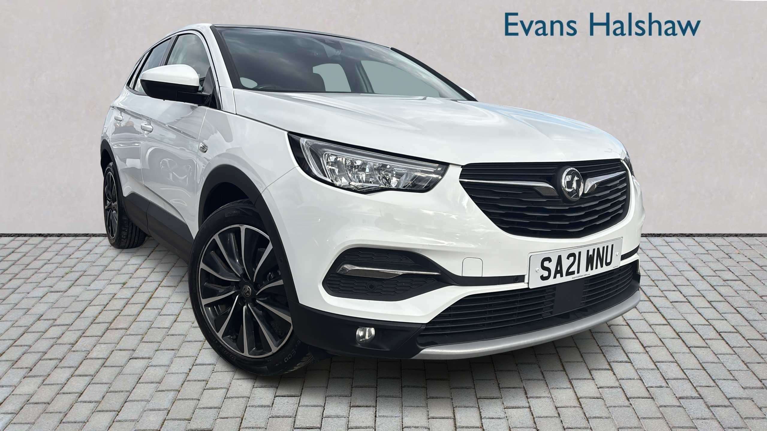 Main listing image - Vauxhall Grandland X