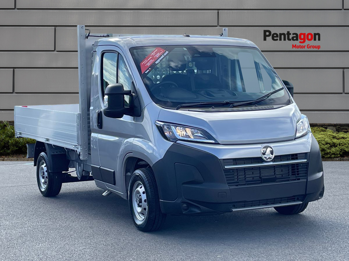 Main listing image - Vauxhall Movano