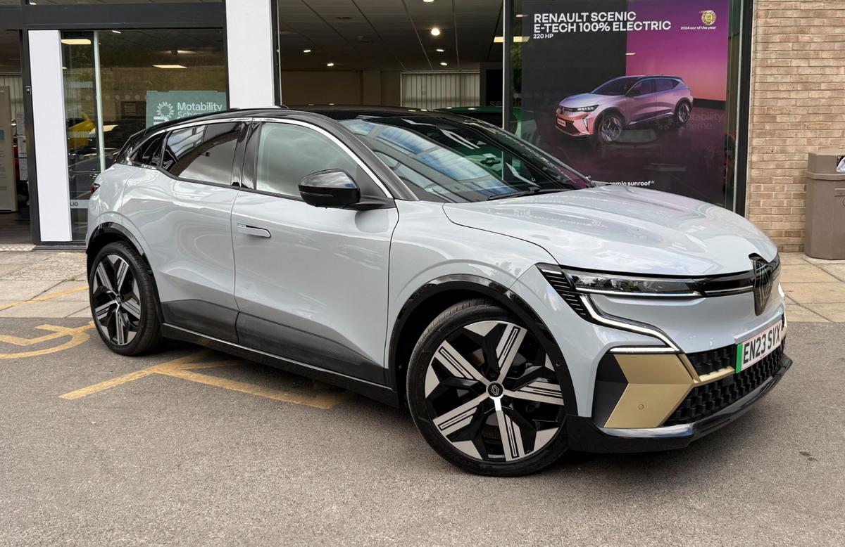 Main listing image - Renault Megane E Tech