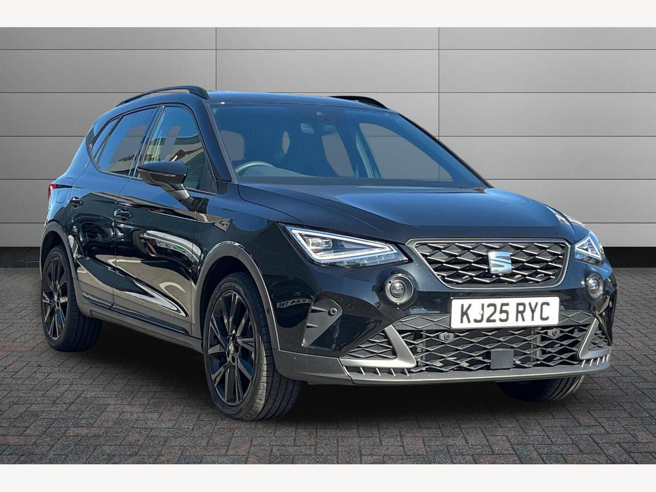 Main listing image - SEAT Arona