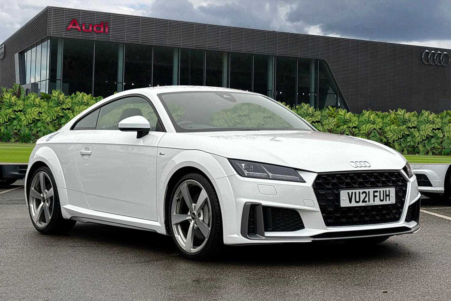 Main listing image - Audi TT