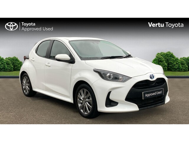 Main listing image - Toyota Yaris