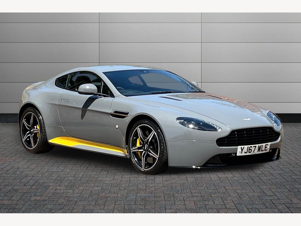 Main listing image - Aston Martin Vantage
