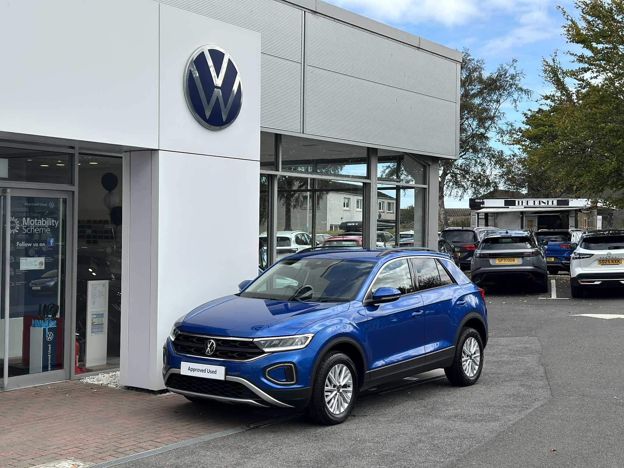 Main listing image - Volkswagen T-Roc